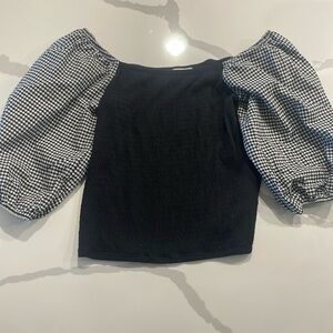 Puff sleeve top